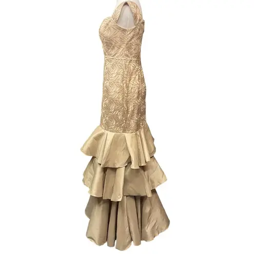 Maniju Floral Sleeveless Tiered Mermaid Style Skirt Prom Dress Size Medium NWT