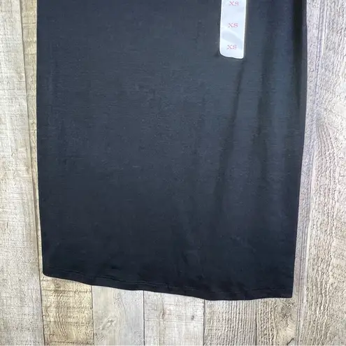 Isabel Maternity Size CS Black Crewneck Short Sleeve T-Shirt