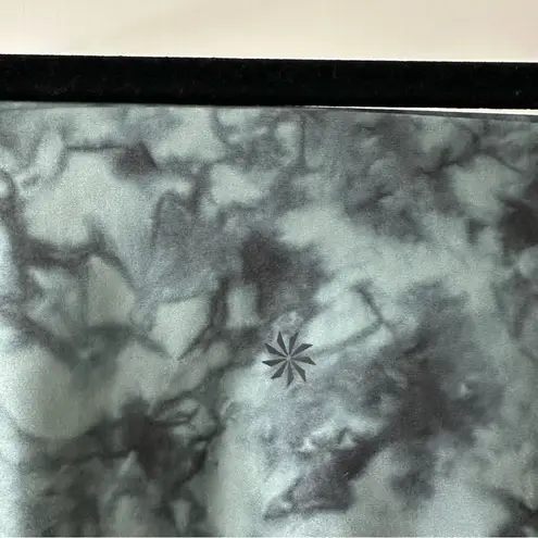 Athleta  Salutation Stash Pocket II Printed 7/8 Leggings, Green Gray Blue, Size S