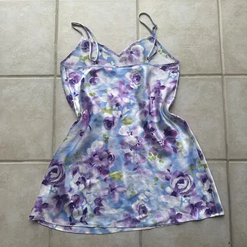 Purple and blue floral slip dress with adjustable straps š Size M