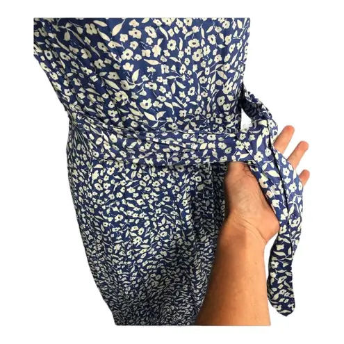 MADISON blue floral maxi dress with short flutter sleeves size small