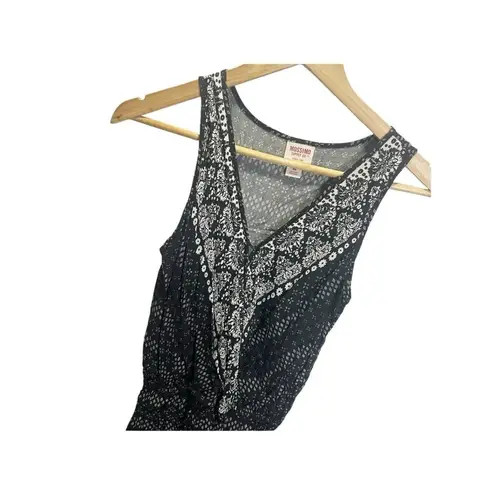 MOSSIMO Black White Floral Romper XS Sleeveless V