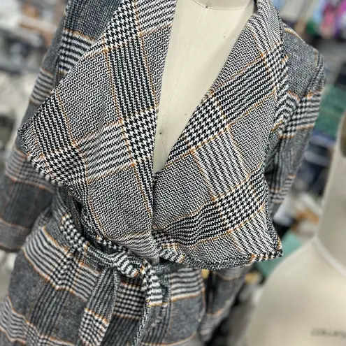 Revamped Plaid Houndstooth Wrap Coat M