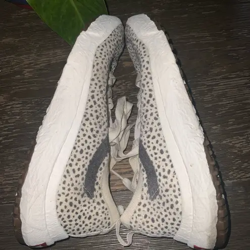 Vans  UltraRange VR3 Animal - Marshmallow - Unisex - W-8 M-6.5