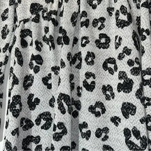 Lime n Chili Animal Print Top Women’s Small