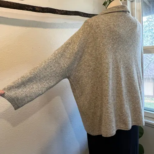 Look By M Gray Knit Soft Oversized Open Style Cardigan Sweater Pockets One Size White Size L