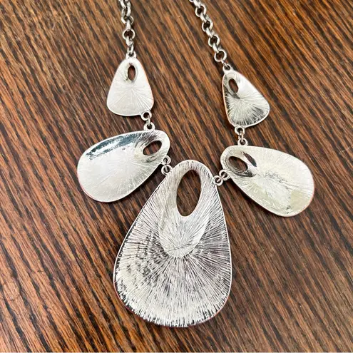 Necklaces bundle of 2 metal and beads Banana Republic and Erica Lyons