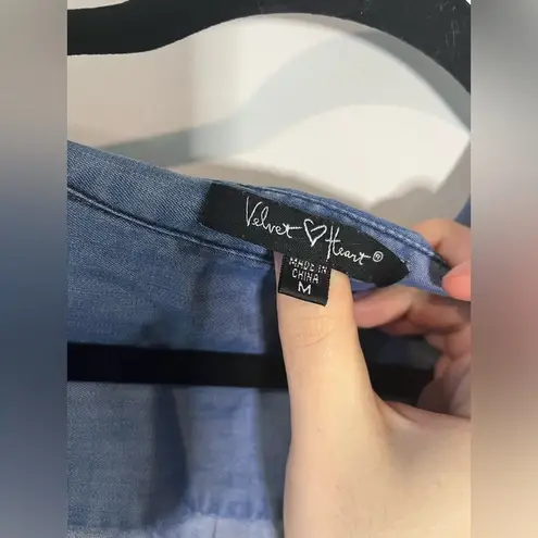 Velvet Heart Women’s Clothing Jean Jacket Button Up Embroidered Size Medium