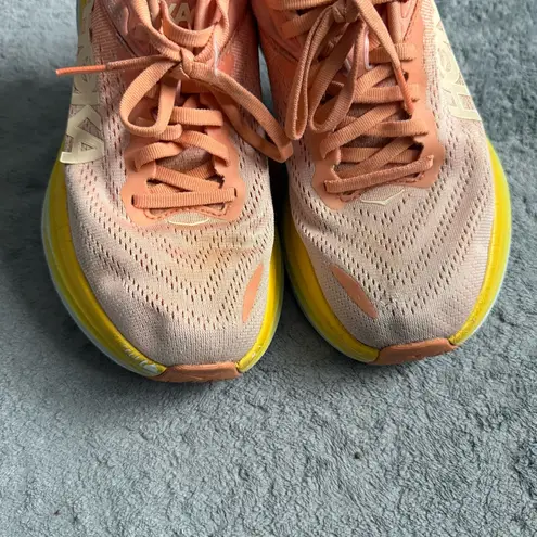 Hoka Women's 8 ONE ONE Bondi 8 Running Shoes Shell Coral Peach Parfait