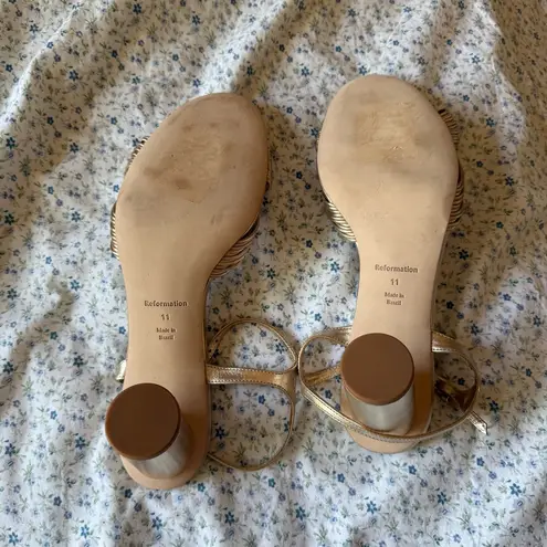 Reformation  Petra cylinder heel