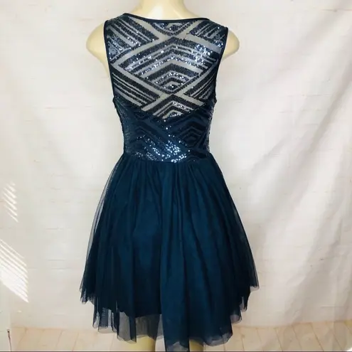 Trixxi Tricia  navy blue v cut sequin dress