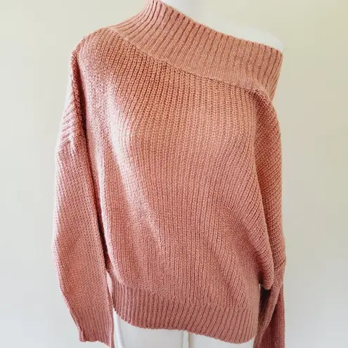 Exlura blush off shoulder sweater size one size