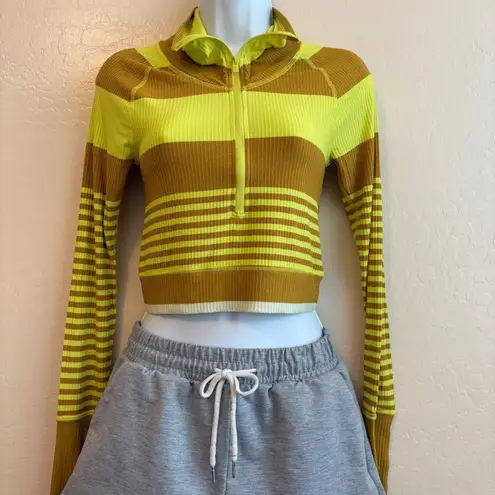 Striped Ribbed Pullover Crop Top Mustard Yellow Funnel Neck Long Sleeve Size XS