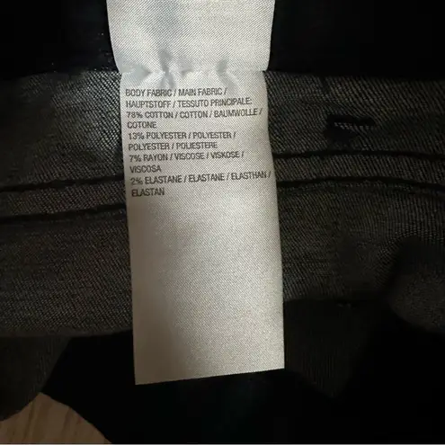 Denim & Co . Dark Blue Wash 8” Frayed Hem Pull On Denim Shorts Size 16