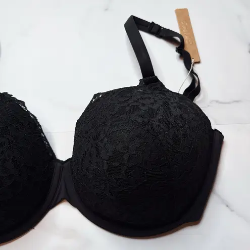 SKIMS NWT Fits Everybody Lace T-Shirt Bra