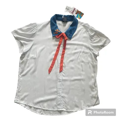 Her Universe NWOT Scooby-Doo! Fred Button-Up Shirt