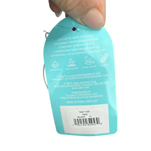 NEW Totes Sport Sandals Women 11 Black Riley Adjustable Waterproof Comfort