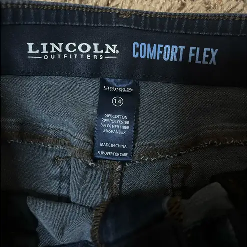 Lincoln Outfitters Women's Straight Leg Jeans - Dark Blue