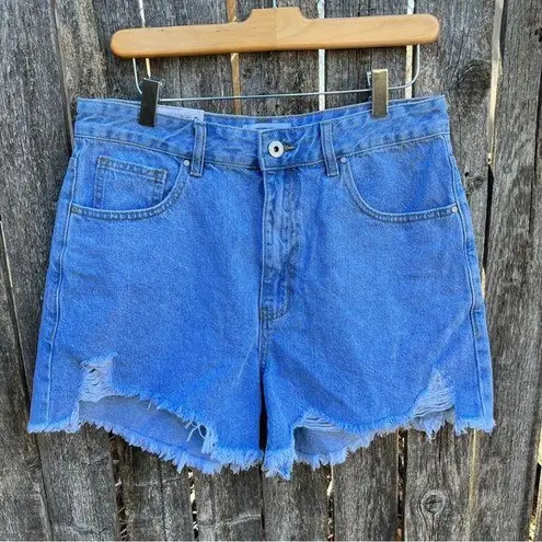 Cotton On NWT  light wash jean shorts