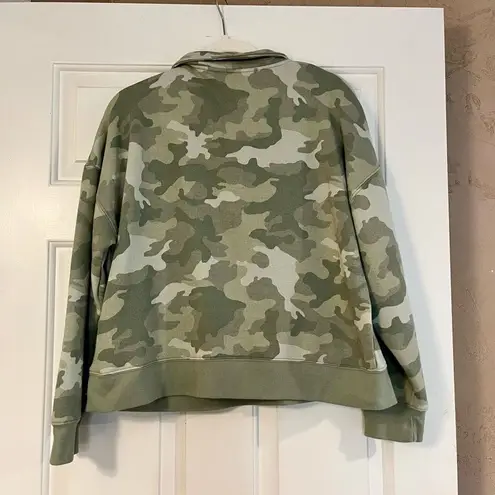 Hippie Rose  Camouflage Zip Sweatshirt XL