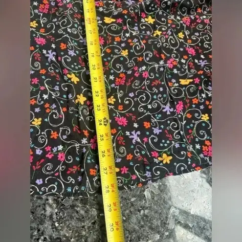 Sag Harbor  Chic Black Floral Garden Party Skirt Plus Size 3X Super Stretchy!