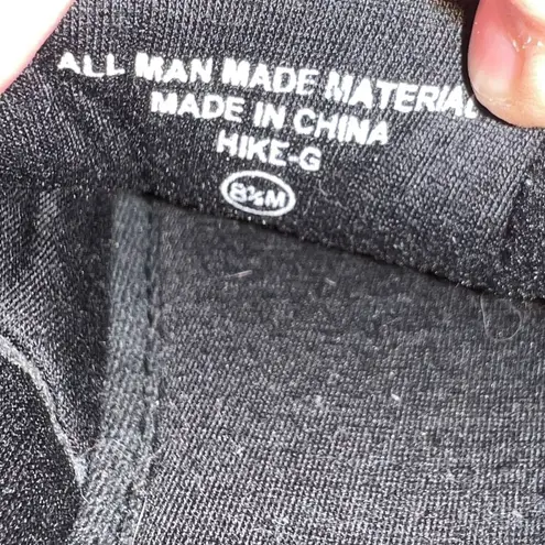 Soda Womens Sneakers Tennis Shoes Slip Ons Black and White Size 8.5