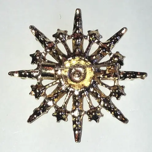 Elegant Gold Tone Rhinestone Boho Starburst Brooch