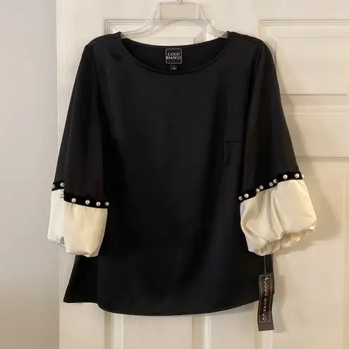 Coco Bianco  Blouse size S length 24” bust 34” color black and white (P6)