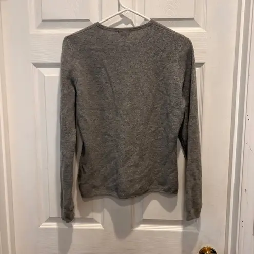 Artisan Women's 100% Cashmere Gray Knit Sweater Crew Neck Long Sleeve Size Large