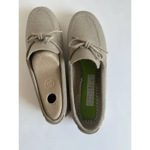 Rothy's “The Boat Shoe” Sz 8 Shimmery Sand NWOB One Insole Missing Tan Size Down