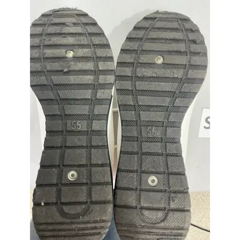 Womans Fashion Sneakers White Mesh Lace Up Gold Accent Wedge Heel 5.5