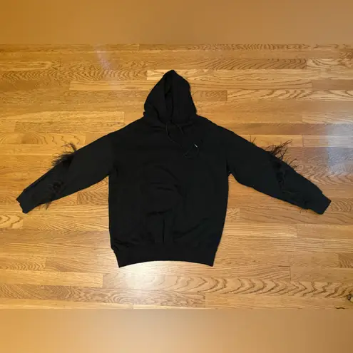 Black Feathered Women's Hoodie size M Size M