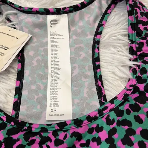 Fabletics  BRA ON THE GO MEDIUM IMPACT SPORTS BRA GRASS GREEN SAFARI SPOTS XS