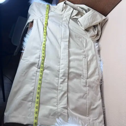 Mondetta Raincoat Hooded Longline Soft Shell Warm Beige Coat Size Medium - Image 11
