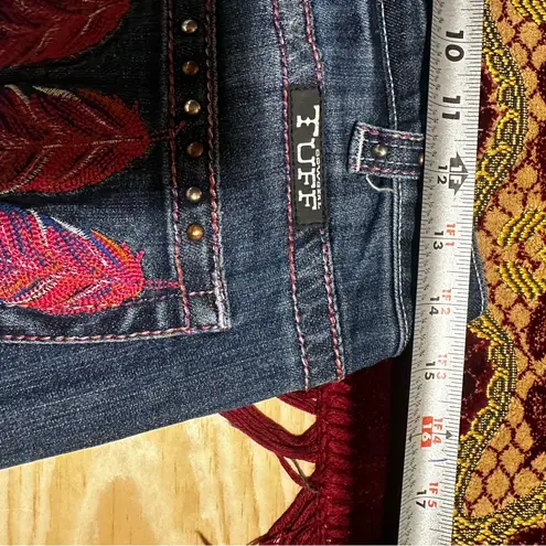 Cowgirl Tuff jeans
Size 27/33
*522 Blue