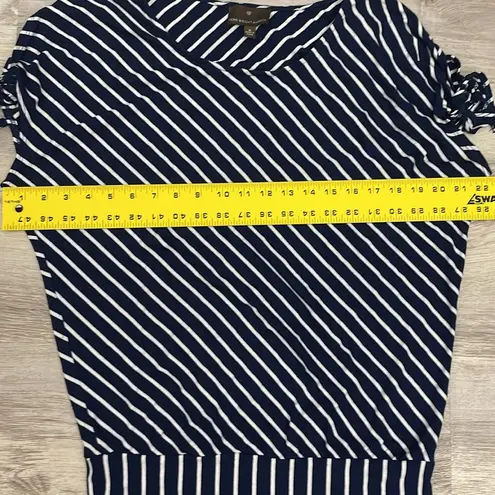 Fenn Wright Manson Navy Blue & White Striped Short Tie Sleeve Shirt Size Small