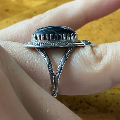 Genuine White Buffalo Sterling Silver Horseshoe Ring Size 7 Black