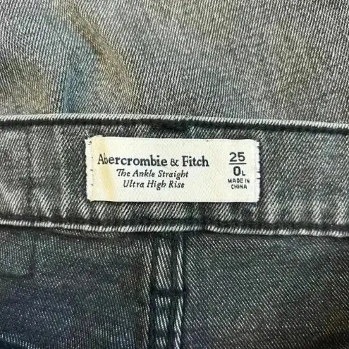 Abercrombie & Fitch  The Ankle Straight Ultra High Rise Jeans Black Size 25/0