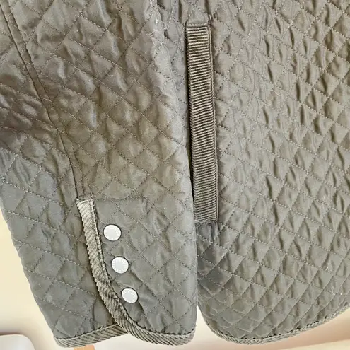 Vintage Quilted Corduroy Collared Chore Barn Jacket in Olive Green