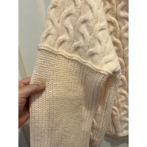 Petal Dew Relaxed Fit Cream Cable Knit‎ Sweater Size Large