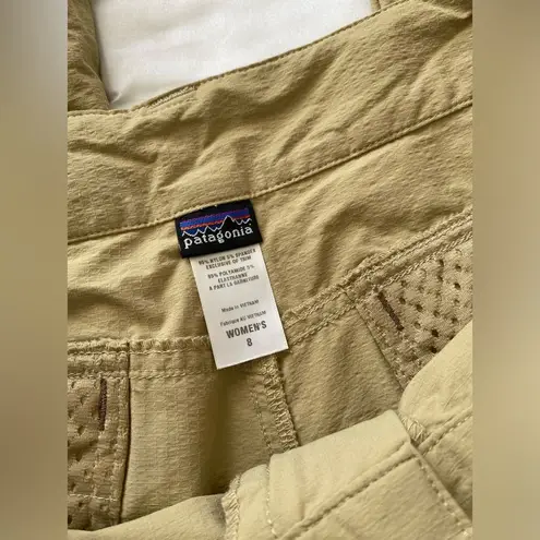 Patagonia Womens  khaki jeans