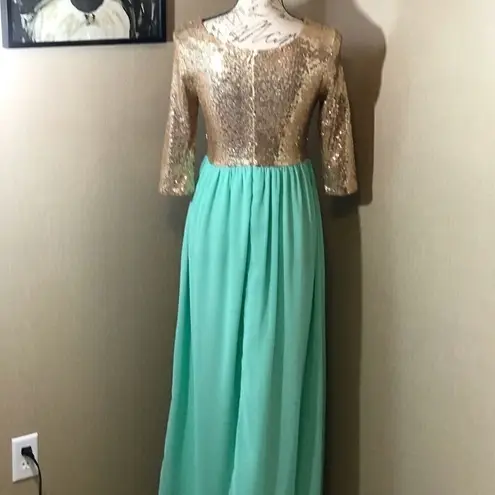 Red Clover Boutique Mint Green Sequin Formal Small Gold