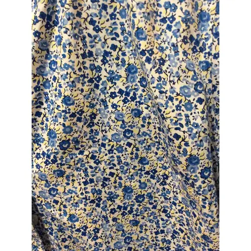 L.L.Bean  blue floral print button front V neck blouse shirt Wrinkle Free Large