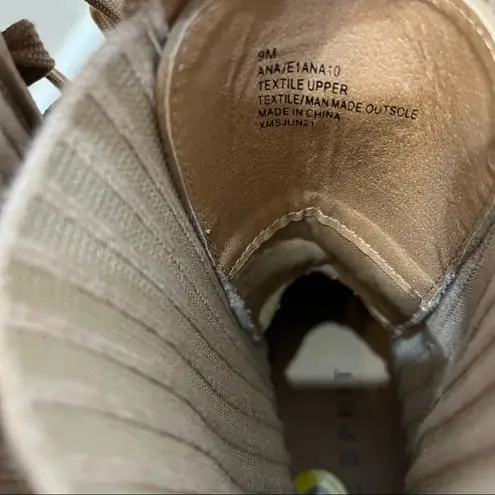 Esprit Ana Women's Sweater Knit Combat Boots sz 9