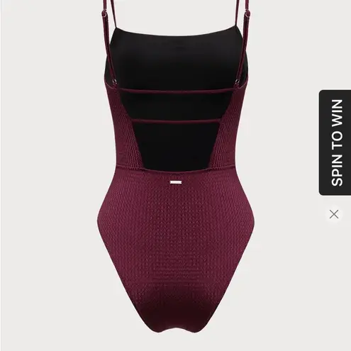 Berlook Burgundy Textured Backless One