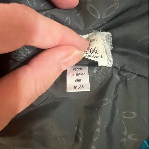 Oakley RARE turquoise and teal thermolite Snowboard Ski jacket women’s XS