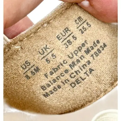 Life Stride  Sandals Size 8.5 Gray Floral Elastic Slingback Open Toe Wedges