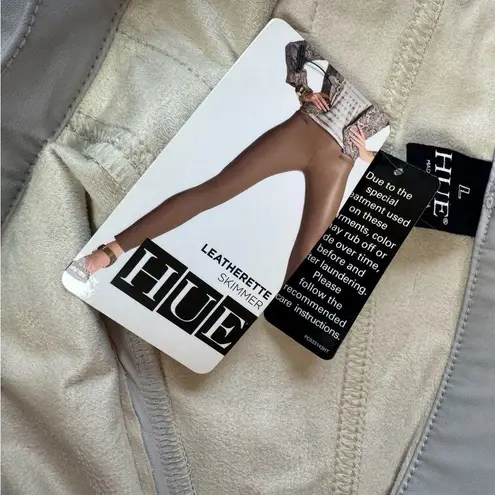 Hue Leatherette Skimmer Pants