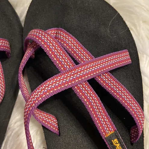 Teva  Sandals size 9 excellent condition please see all pictures