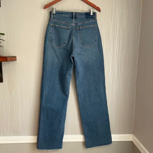 Abercrombie & Fitch NWT  Curve Love High Rise 90s Relaxed Jean Size 29